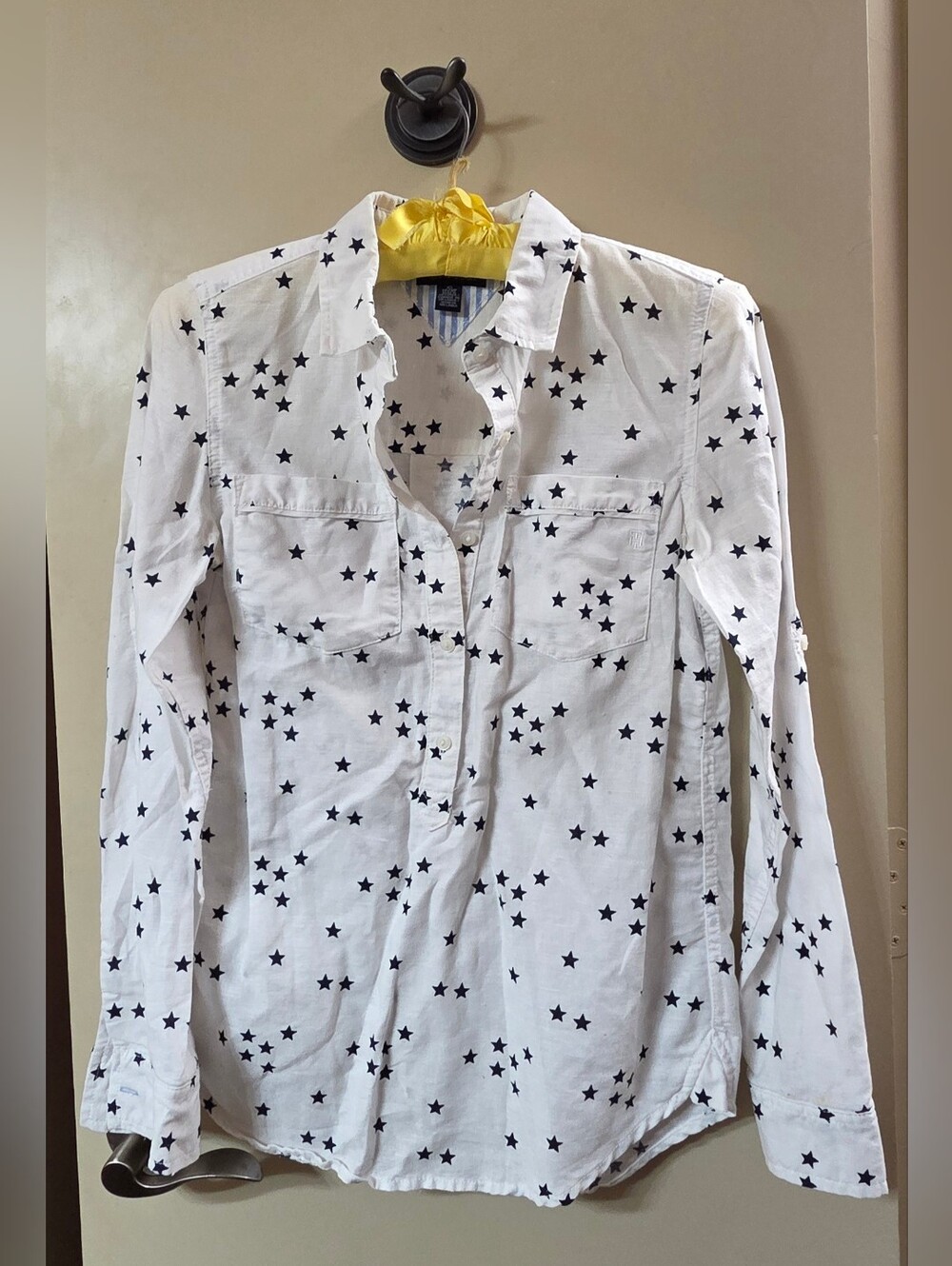Tommy Hilfiger White Button-Down Shirt with Navy Star Print